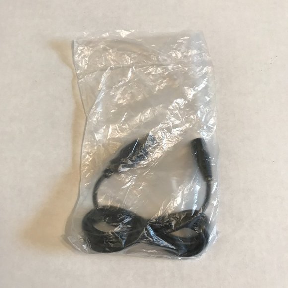 "On the Go" 3 in 1 Charger plus Connector Tip - Picture 8 of 15